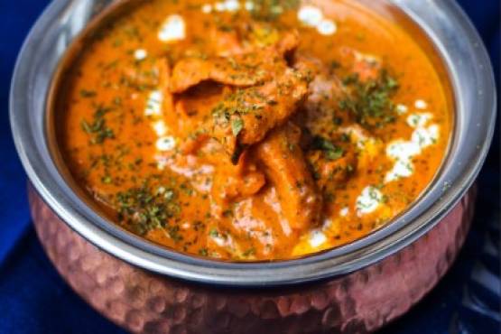 CHICKEN BUTTER MASALA